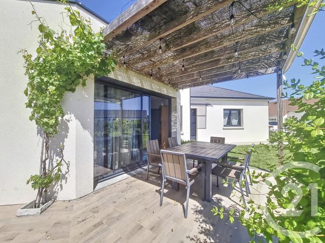 Maison &agrave; vendre - 6 pi&egrave;ces - 141,05 m2 - Jouy Le Potier - 45 - CENTRE