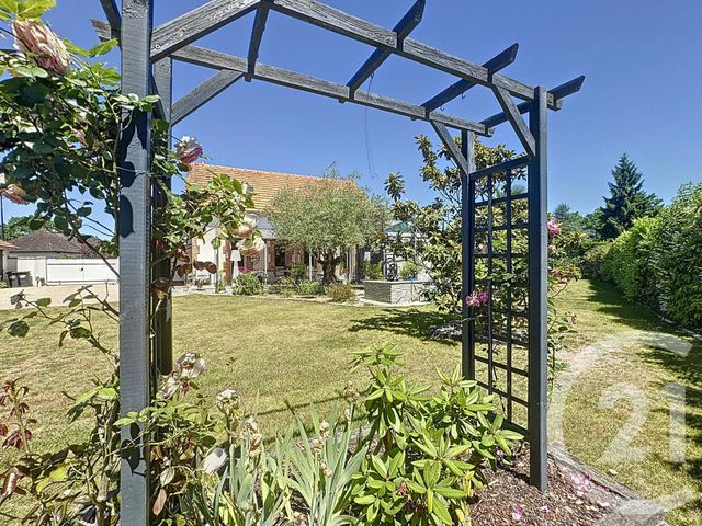 Maison à vendre - 5 pièces - 130 m2 - Menestreau En Villette - 45 - CENTRE