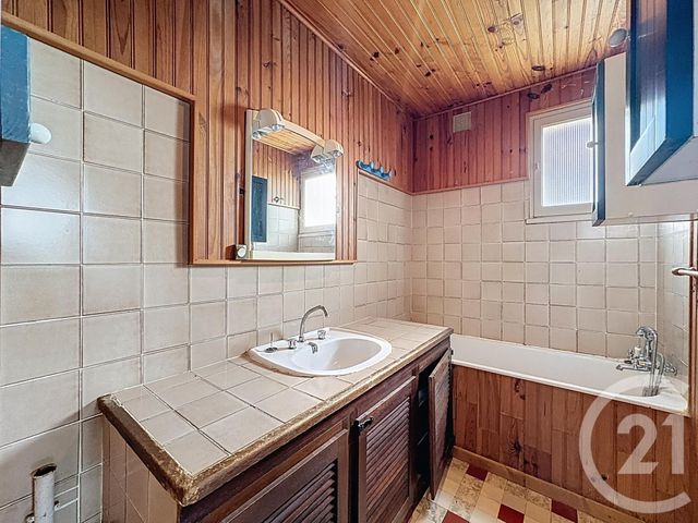 Maison à vendre - 4 pièces - 105 m2 - Sandillon - 45 - CENTRE