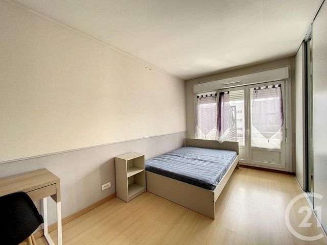 Appartement Chambre &agrave; louer - 1 pi&egrave;ce - 10 m2 - Orleans - 45 - CENTRE