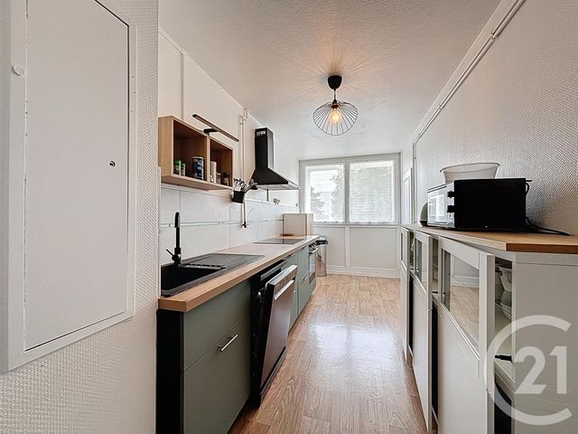 Appartement Chambre &agrave; louer - 1 pi&egrave;ce - 10,80 m2 - Orleans - 45 - CENTRE