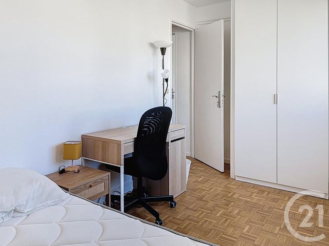 Appartement Chambre &agrave; louer - 1 pi&egrave;ce - 10 m2 - Orleans - 45 - CENTRE