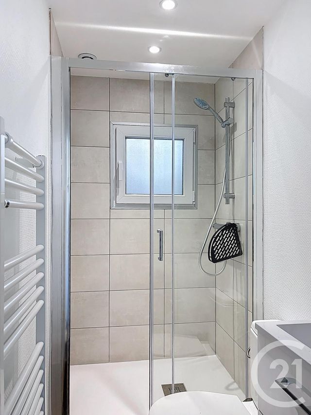 Appartement Chambre &agrave; louer - 1 pi&egrave;ce - 10 m2 - Orleans - 45 - CENTRE