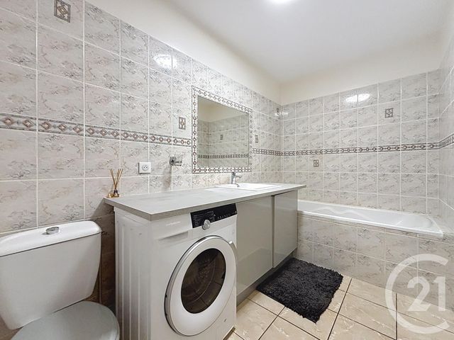 Appartement &agrave; louer - 3 pi&egrave;ces - 56,50 m2 - 45 - CENTRE