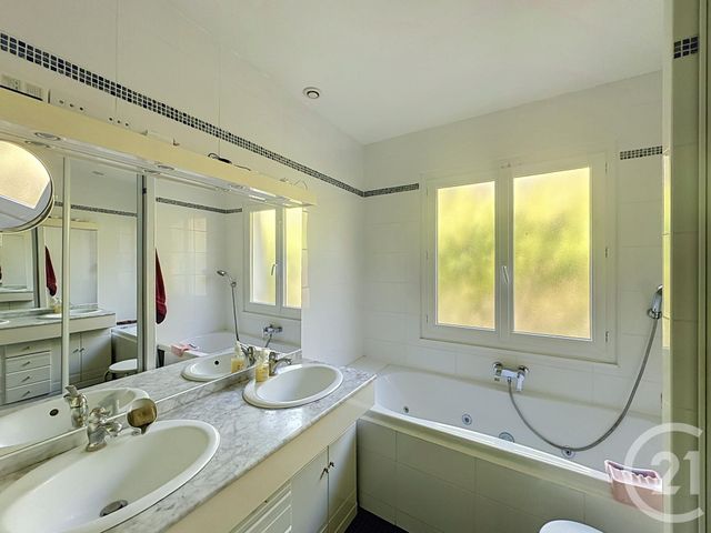 Maison &agrave; vendre - 5 pi&egrave;ces - 103,79 m2 - Sennely - 45 - CENTRE
