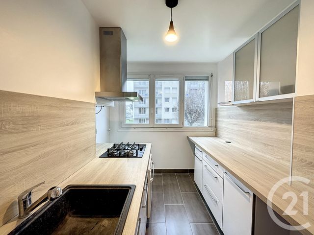 Appartement Chambre &agrave; louer - 1 pi&egrave;ce - 10 m2 - 45 - CENTRE