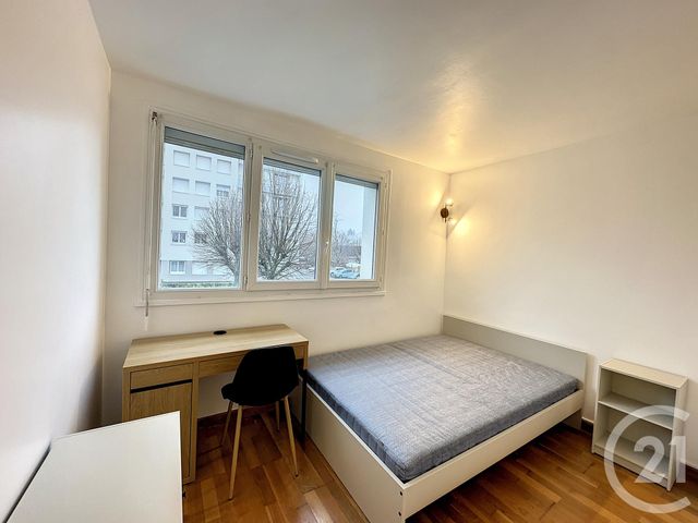 Appartement Chambre &agrave; louer - 1 pi&egrave;ce - 10 m2 - 45 - CENTRE