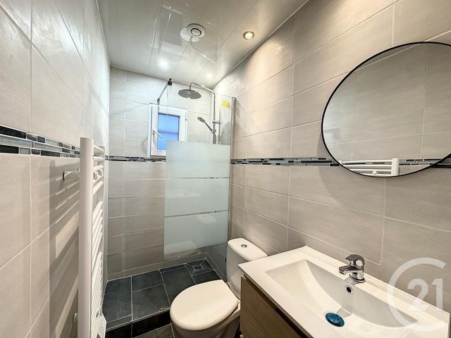 Appartement Chambre &agrave; louer - 1 pi&egrave;ce - 10 m2 - 45 - CENTRE