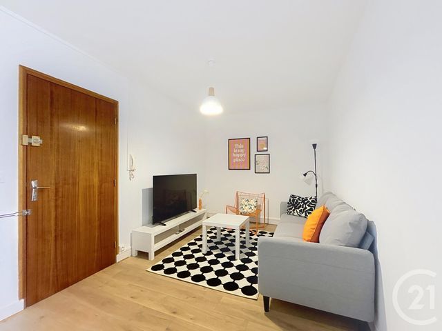 Appartement Chambre &agrave; louer - 1 pi&egrave;ce - 10 m2 - 45 - CENTRE