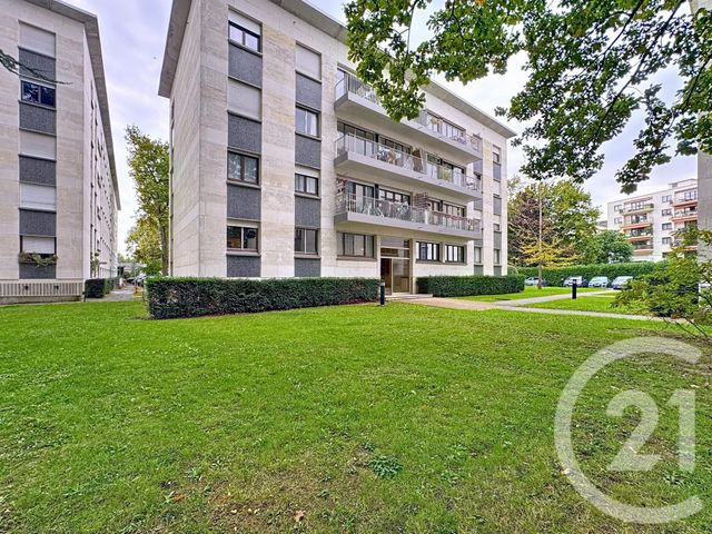 Appartement F3 à vendre - 3 pièces - 72 m2 - Orleans - 45 - CENTRE