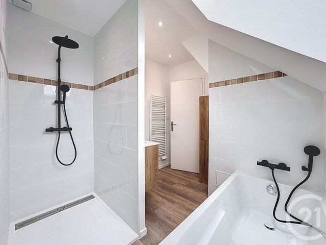 Maison &agrave; vendre - 5 pi&egrave;ces - 120 m2 - St Hilaire St Mesmin - 45 - CENTRE