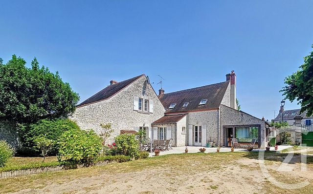 Maison à vendre - 9 pièces - 254,55 m2 - St Hilaire St Mesmin - 45 - CENTRE