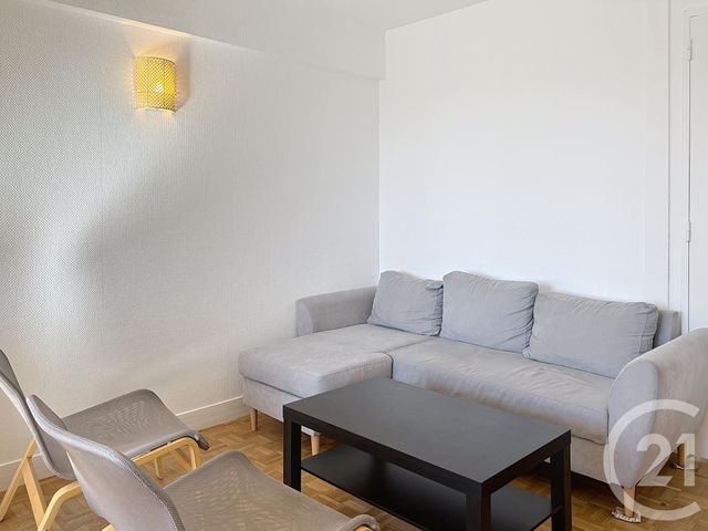 Appartement Chambre &agrave; louer - 1 pi&egrave;ce - 10 m2 - Orleans - 45 - CENTRE