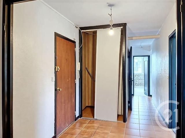 Appartement T5 à vendre - 5 pièces - 77,77 m2 - Orleans - 45 - CENTRE